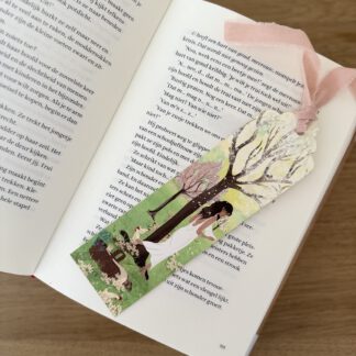 Bookmark "The Blossoms"